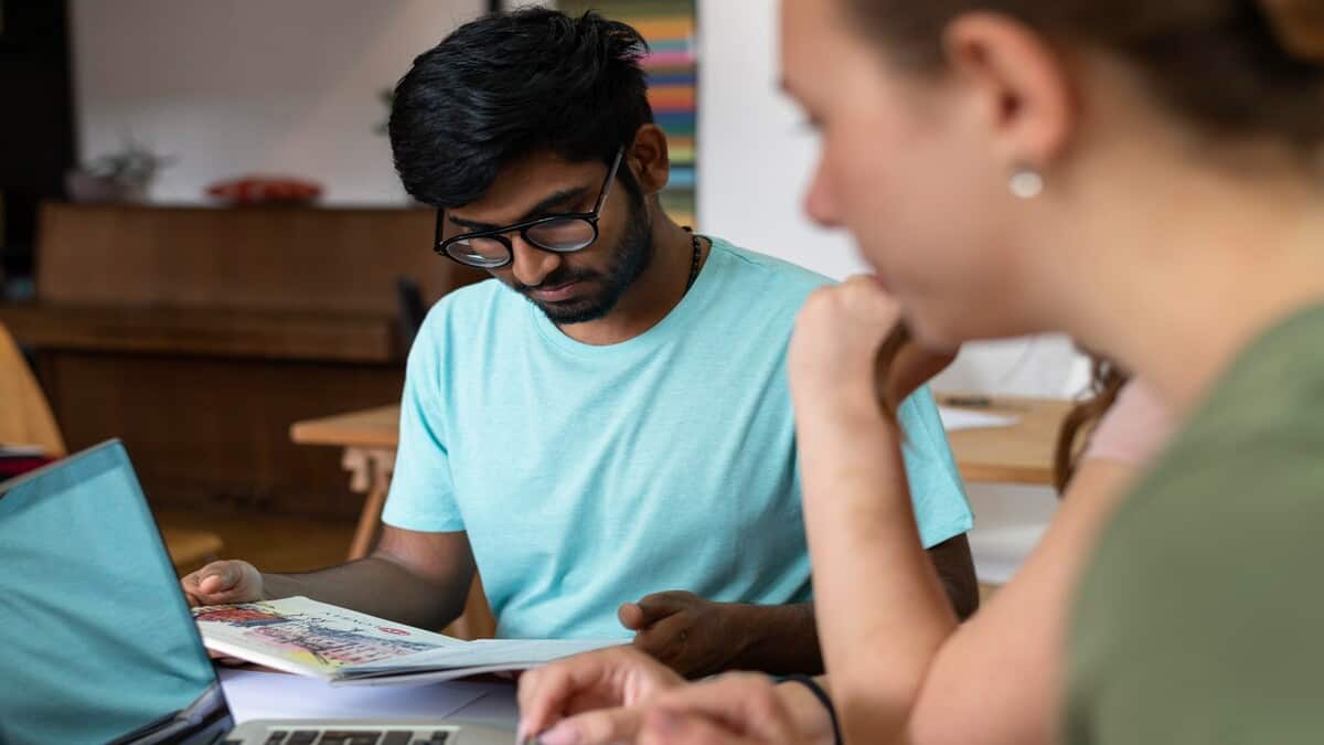 Gujarat government announces GCAS registration and UG admission dates for the 2026-27 academic year. (Representational image: Freepik)