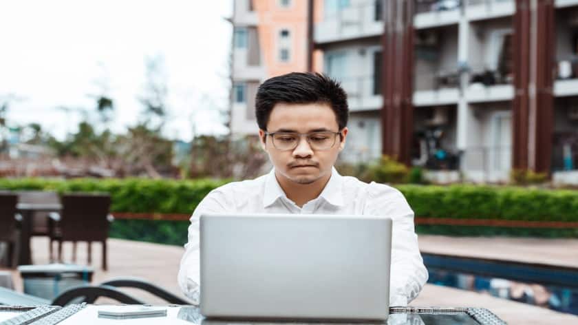 Candidates can download the WBJEE scorecard 2026 through the official website at wbjeeb.nic.in. (Representational image: Magnific)