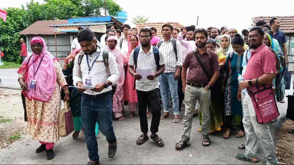 West Bengal school teachers who were BLOs during SIR again summoned for Annapurna Bhandar (Image: By special arrangement, quality improved with AI)