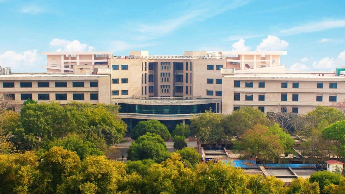 IIT-Delhi to study on building flood-protection wall along Yamuna (Image credit: official)