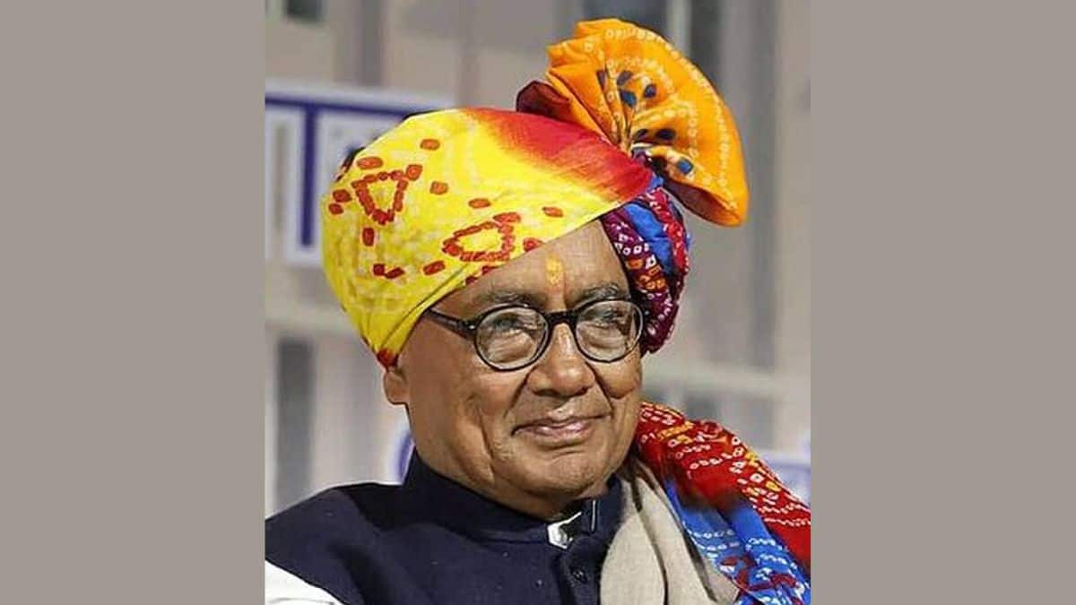 Digvijaya Singh seeks pause on CBSE language policy (Image Credit: Wikimedia Commons)