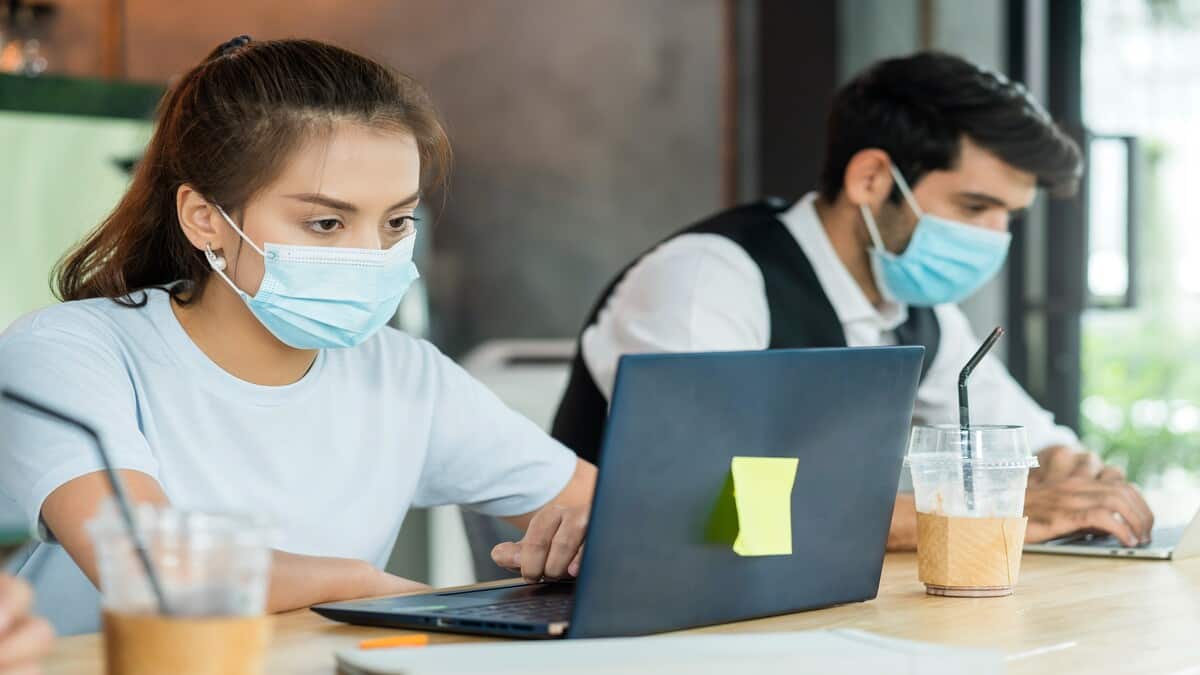 “BDS students undergoing the Compulsory Rotatory Internship shall not be required to obtain Provisional Registration from any State Dental Council,” NDC said. (Representational image: Magnific)