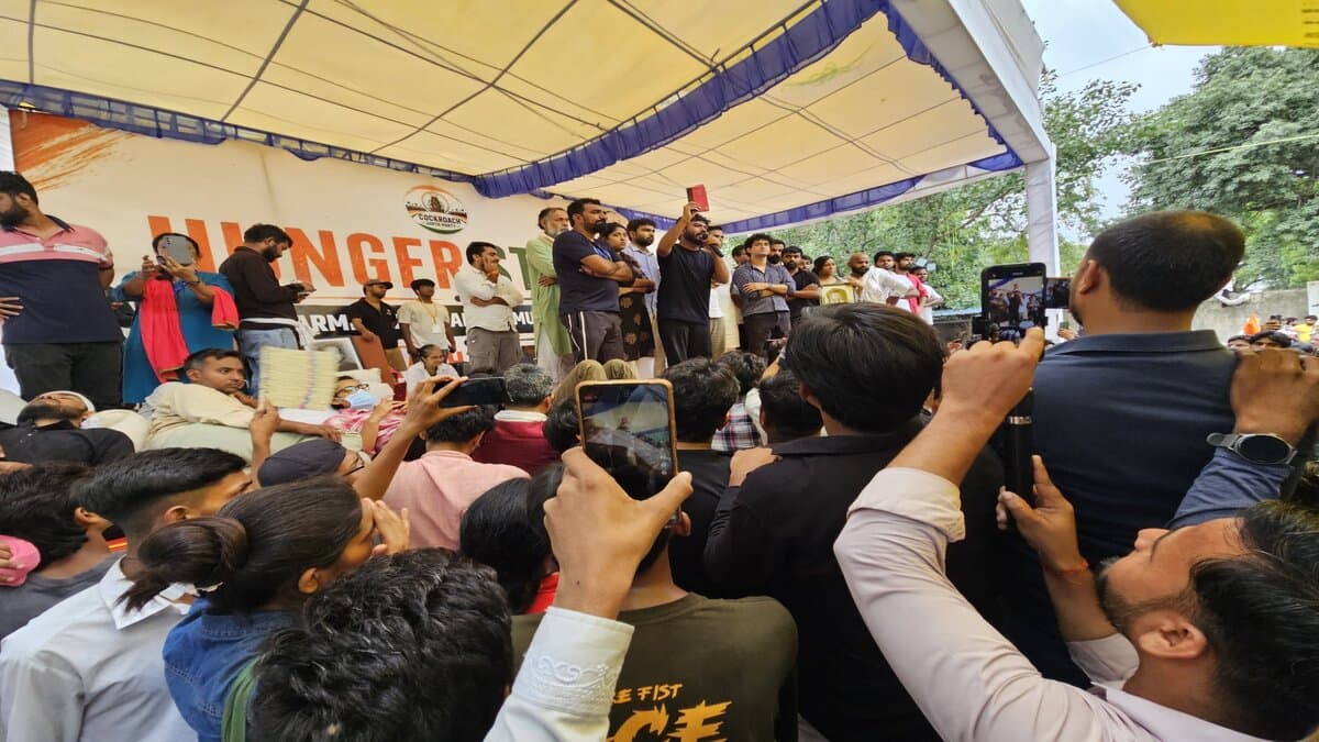 Sonam Wangchuk was shifted to Safdarjung hospital on Saturday after his health deteriorated on day 21 of his hunger strike. (Image source: SIO's official X account)