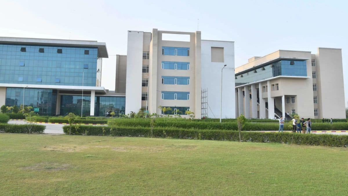 IIIT Lucknow's BTech placements records. (Image: IIIT Lucknow official website)