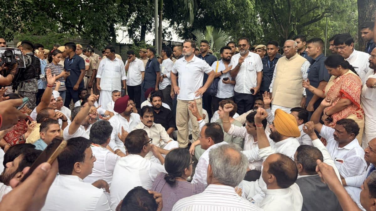 Rahul Gandhi seeks answers from PM Modi over police action on students (Image: X/@RahulGandhi)