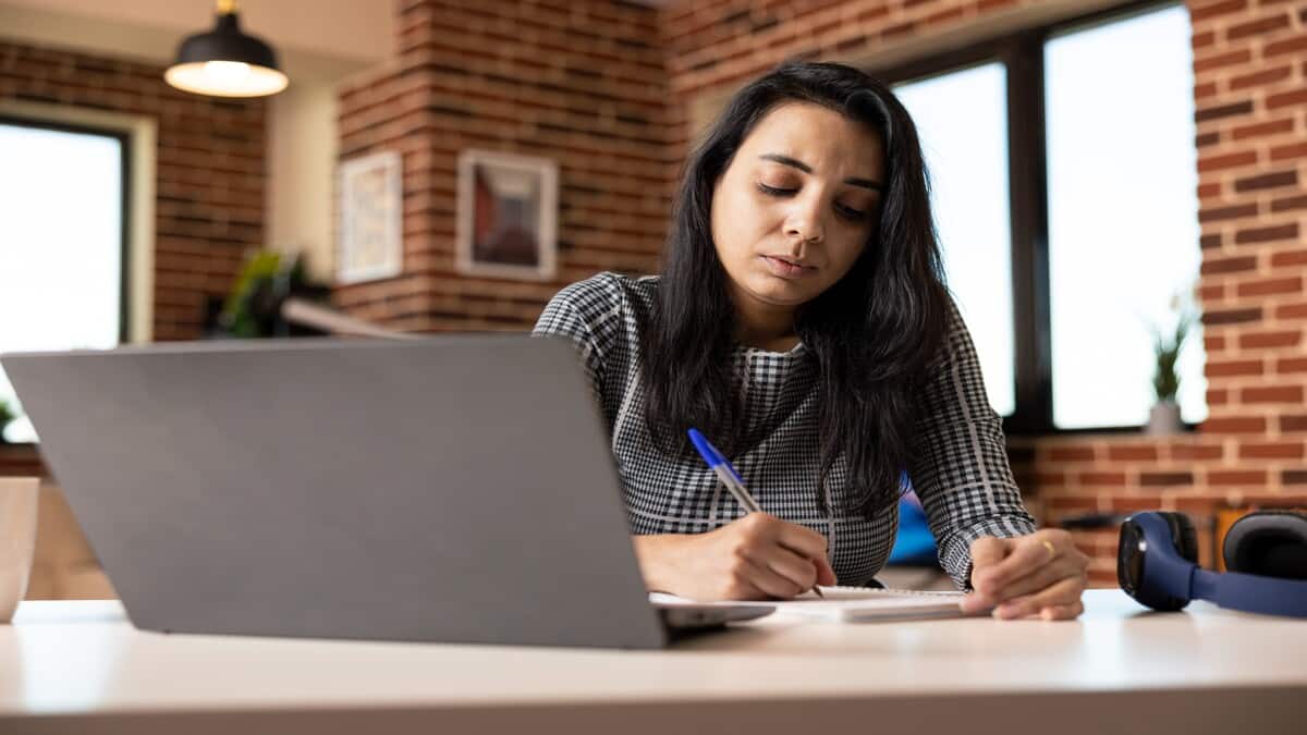 IIT Delhi will conduct live sessions from November 14, 2026 to July 10, 2027, on every Sunday from 10 am to 1 pm. (Representational image: Magnific)