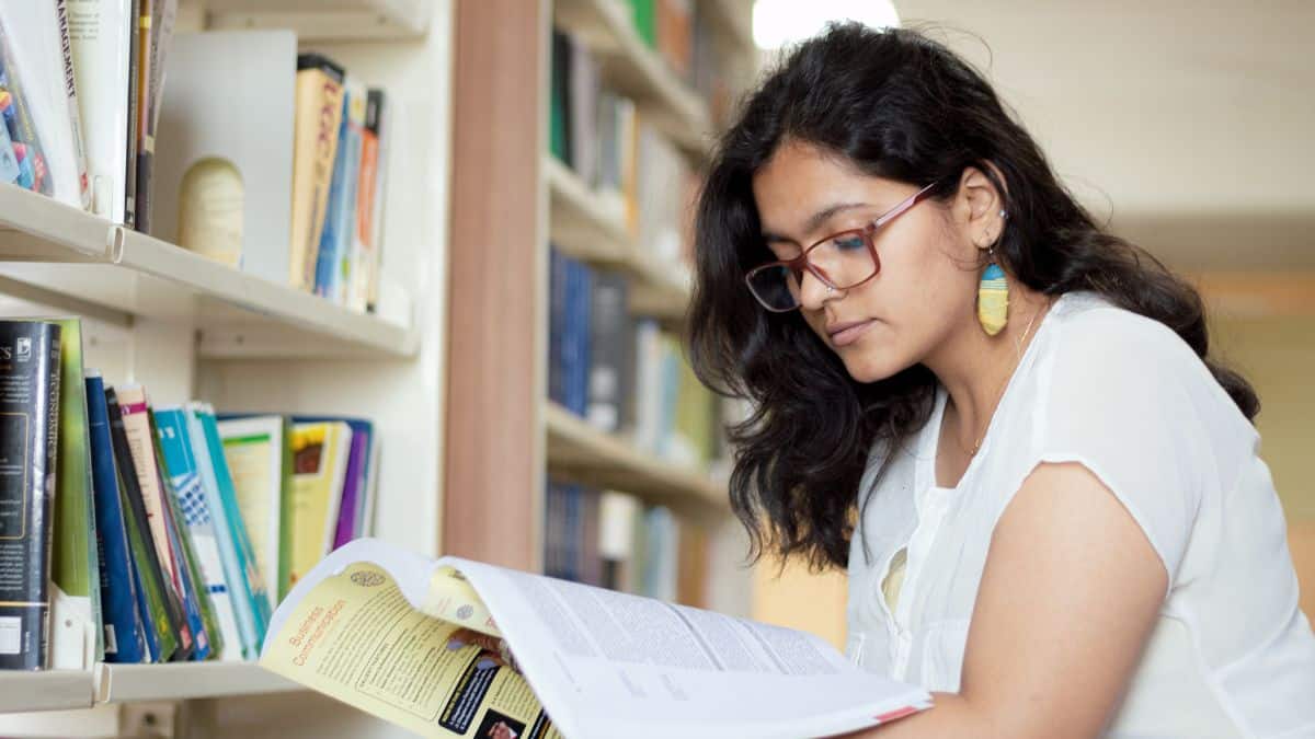 DU issues revised seat matrix for one-year PG courses (Representational Image: Pexels)