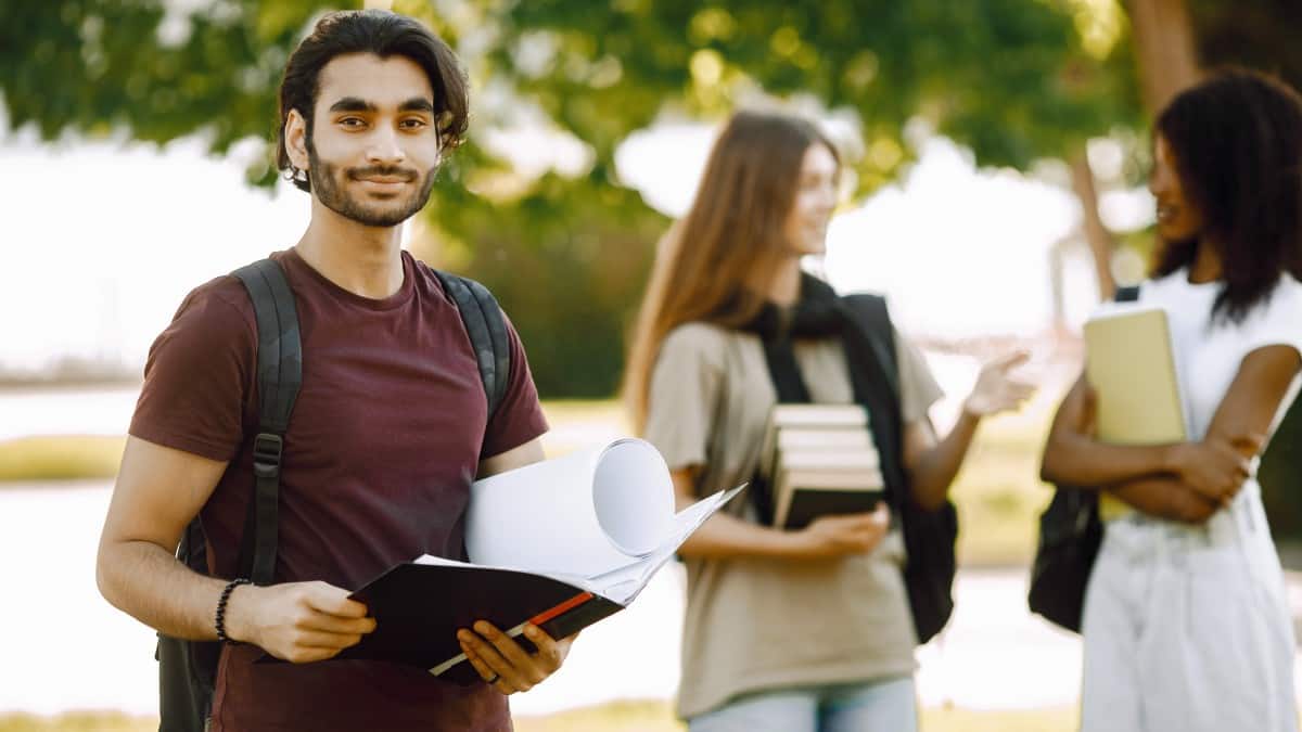 DU round 1 ECA cut off details for UG admissions 2026. (Representational Image: Magnific)