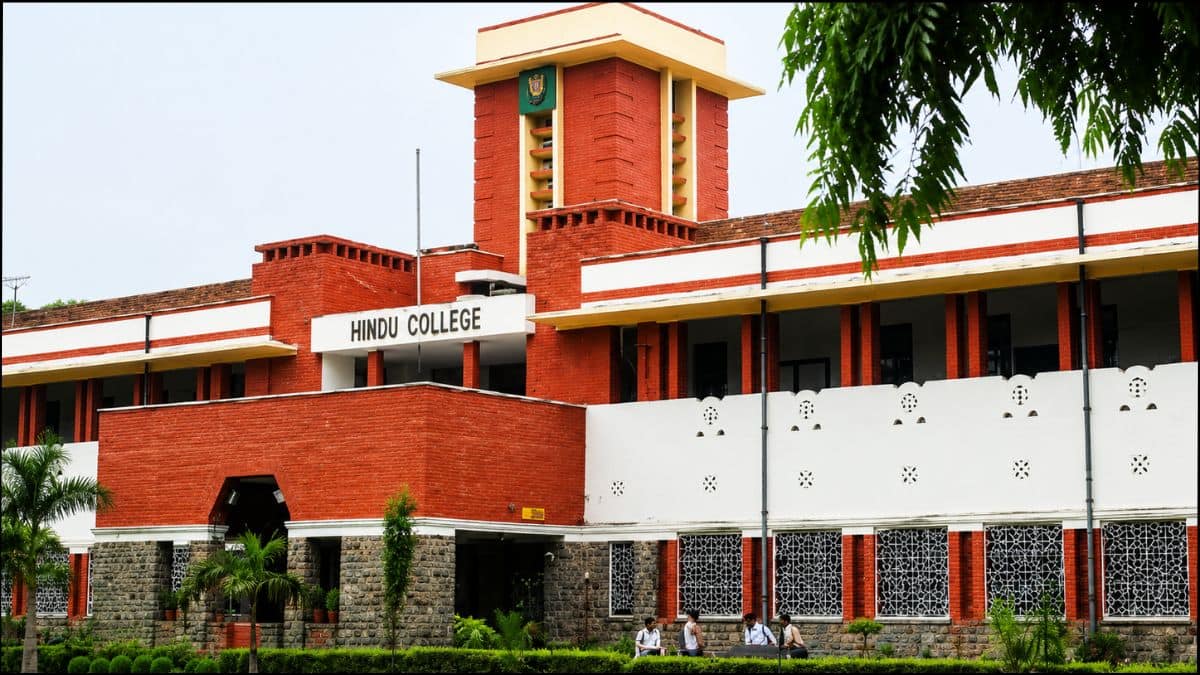 Hindu College principal rejects staff body's allegations over ECA, sports admissions (Image: Wikimedia Commons, AI-enhanced)