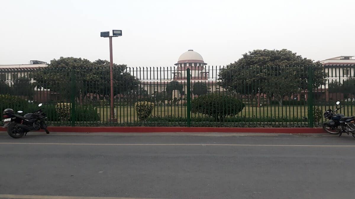 The court said that the committee will also look into allegations concerning sexual assault and online harassment of female protestors during NEET protest. (Image source: Wikimedia Commons)