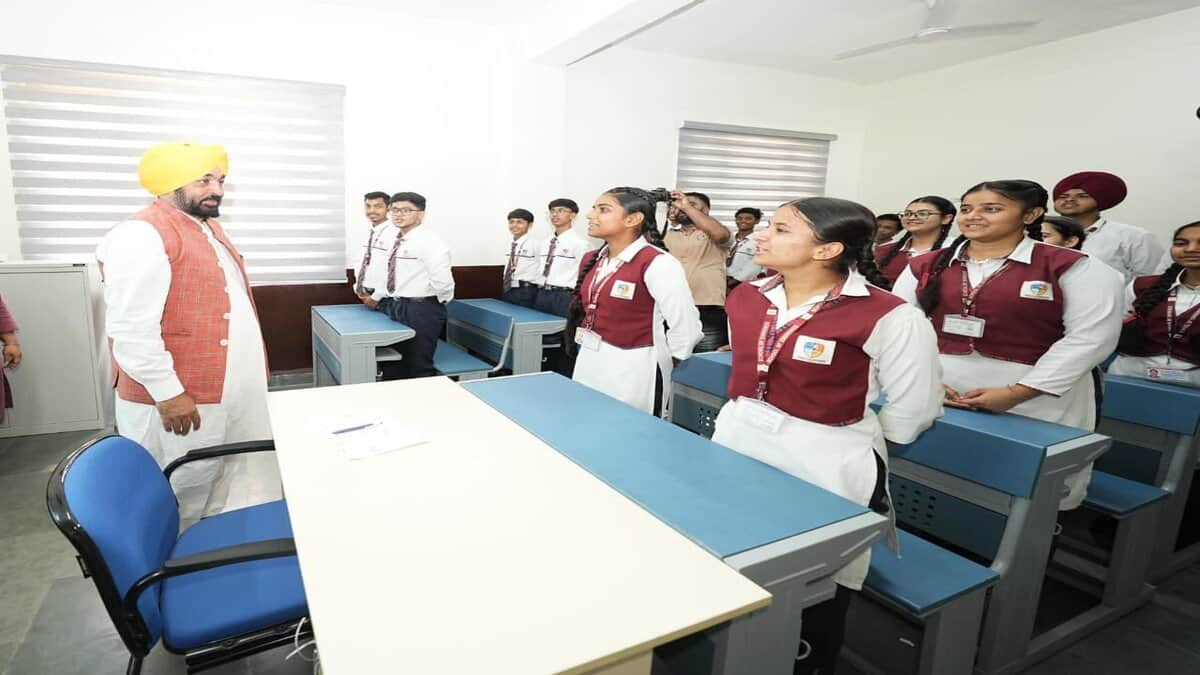 Punjab CM Mann also spent some time interacting with students during his visit to the newly inaugurated schools. (Image source: Punjab CM official X account)