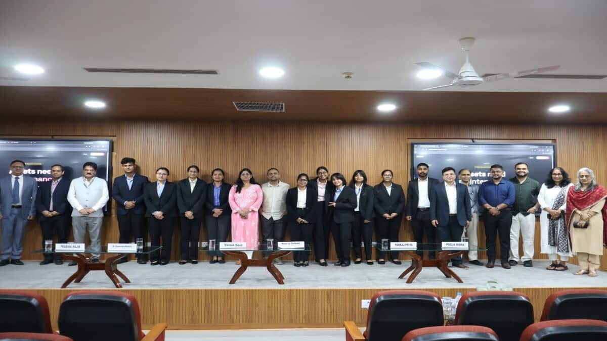 More than 400 BIMTECH students and faculty members took part in the inauguration ceremony of the new Centre of Excellence. (Image source: Official)