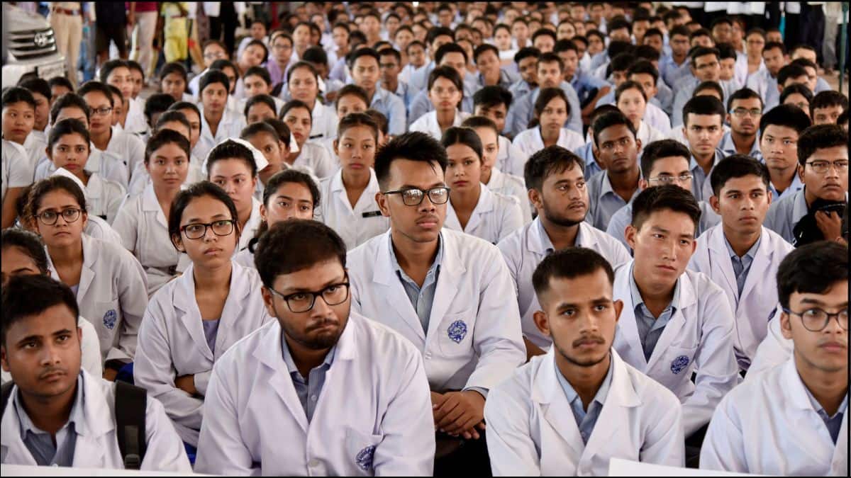 NEET UG 2026 round 1 seat allotment for MBBS, BDS and BSc Nursing admissions will be published at mcc.nic.in. (Representational image: Shutterstock)