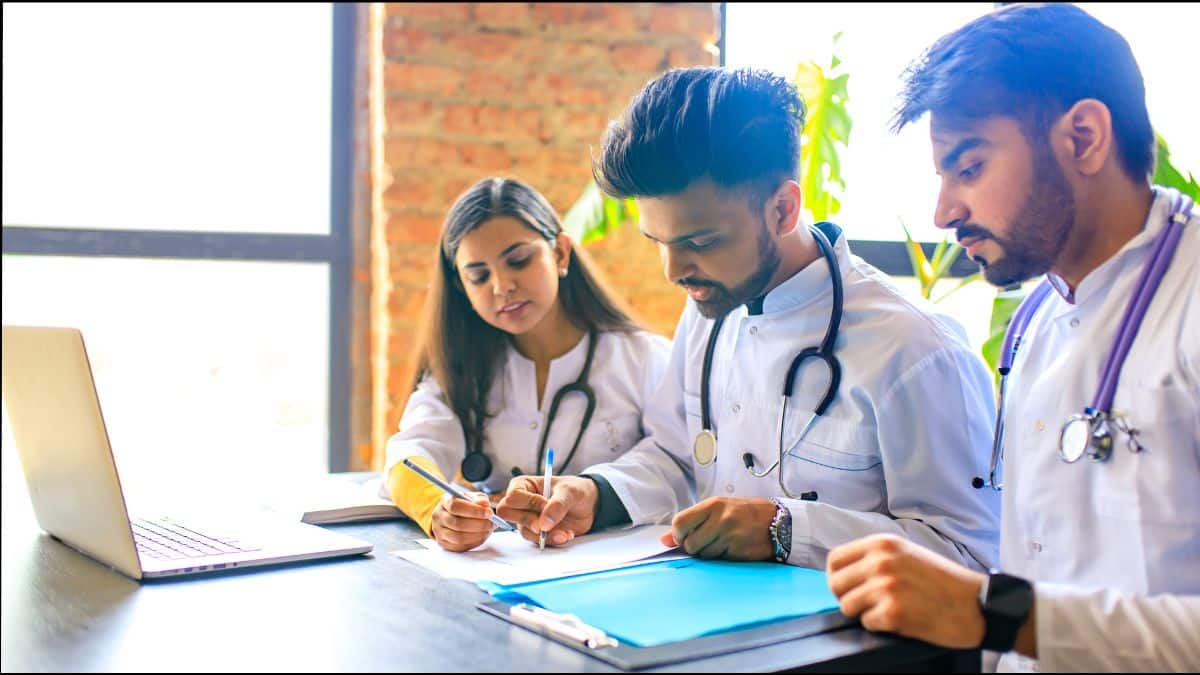 NEET UG 2026 Counselling: MCC has revised the round 1 seat allotment result. (Representational Image: Shutterstock)