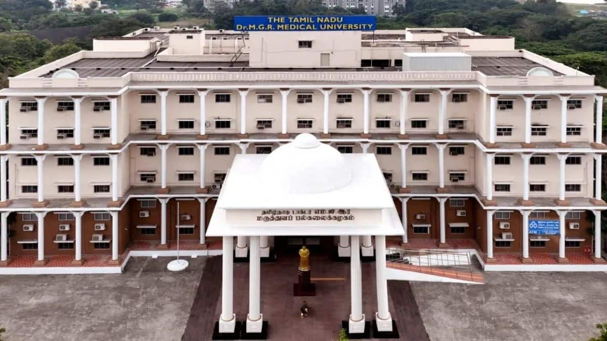 MGR Medical University publishes faculty details of over 13,000 teaching staff after Arappor Iyakkam’s RTI push. (Image credits: MGR medical university official website)