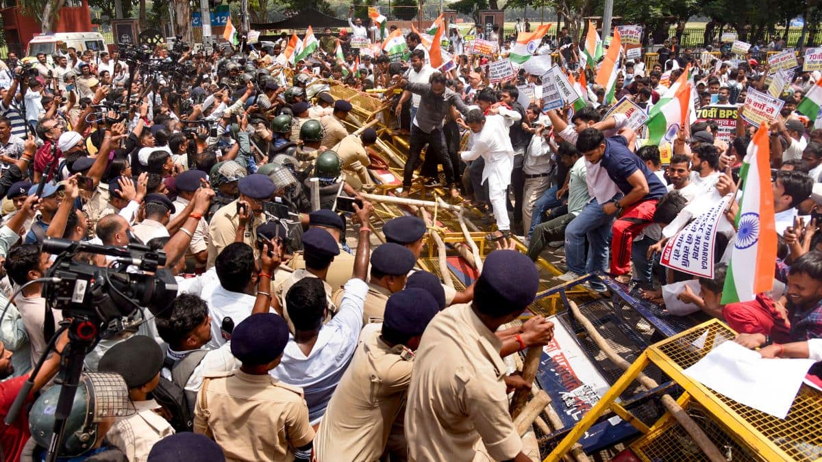 Students' are seeking changes in the Teacher Recruitment Examination (TRE) 4.0 selection process. (Image: PTI)
