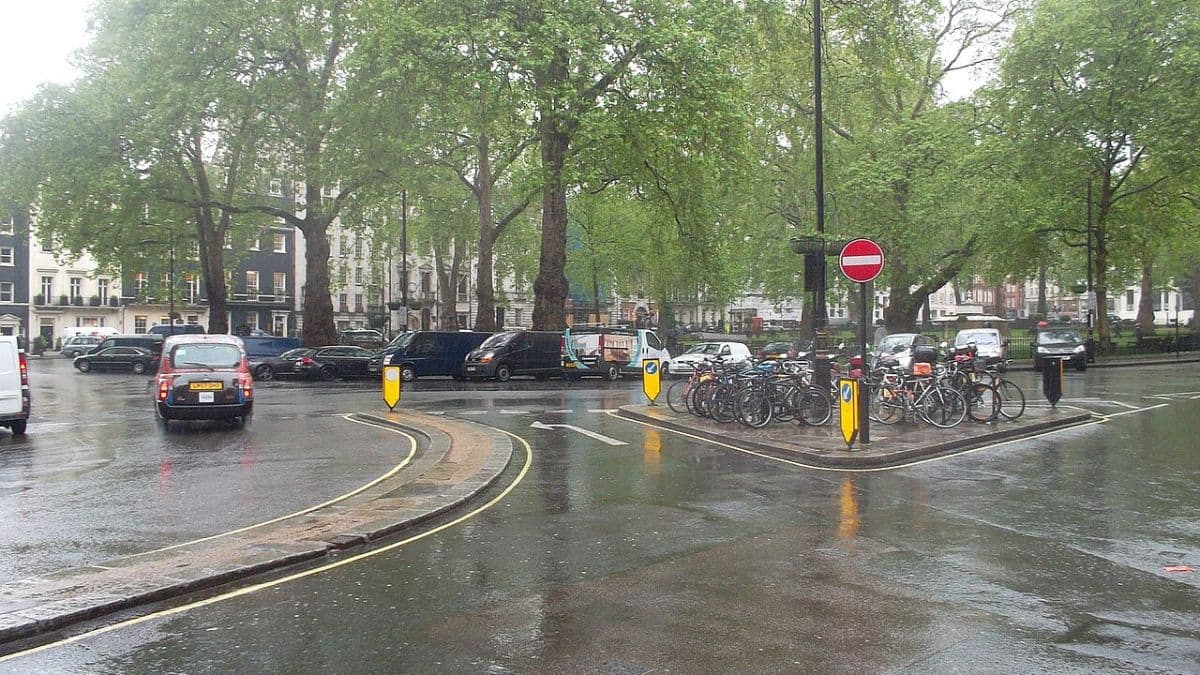 DC directed that no child be dropped off at a waterlogged or unsupervised bus stop. (Representational Image: Wikimediacommons)