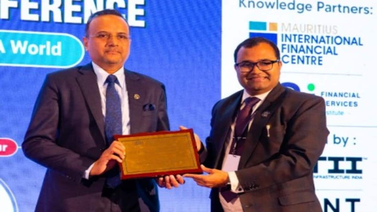 Jyoti Jeetun, minister of financial services and economic planning, Republic of Mauritius, and Anurag Srivastava, high commissioner of India were the chief guests at the ICSI’s International Conference 2026. (image source: Official)