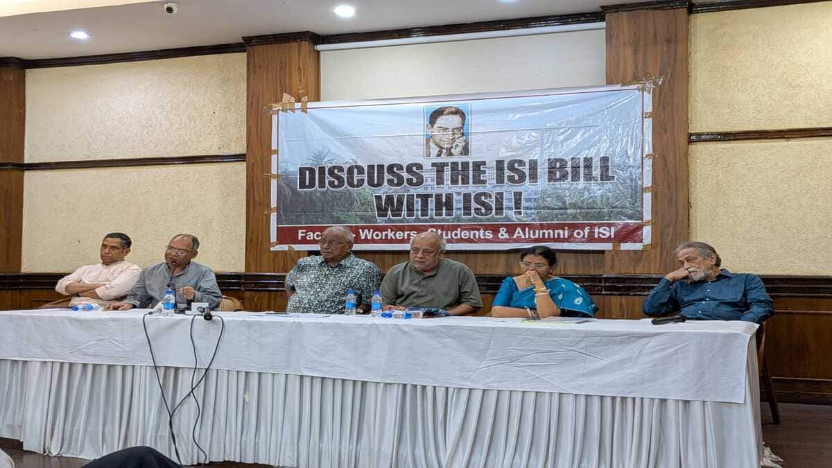 "The government has no business to interfere with the functioning of the ISI. It should be sent to the committee," Prabhat Patnaik, an economist, former JNU professor said during the press conference. (Image source: Careers360)