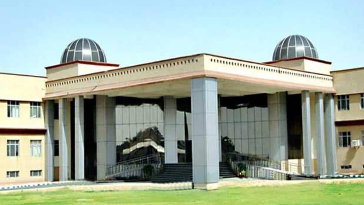 The student is a Rajasthan University of Health Sciences topper in MBBS professional exams. (Image: RUHS website)