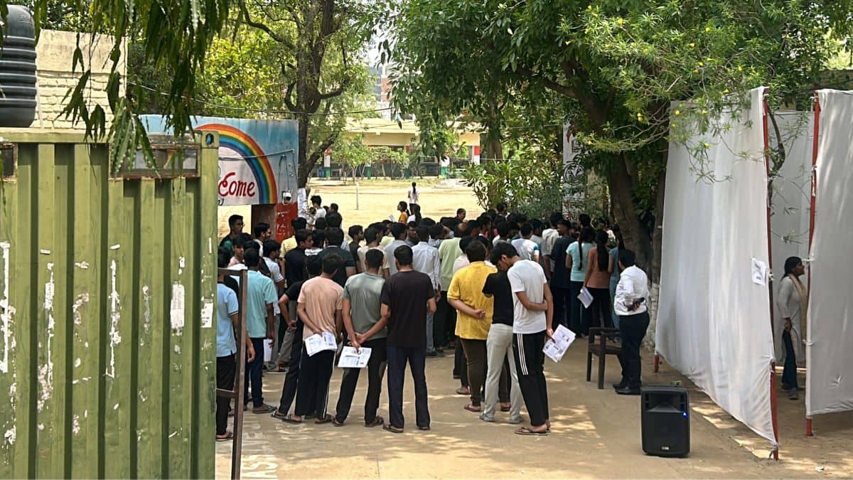 Students' group, subject expert suggest competitive exams should be held in CBT mode. (Representational Image: Careers360 File Photo)
