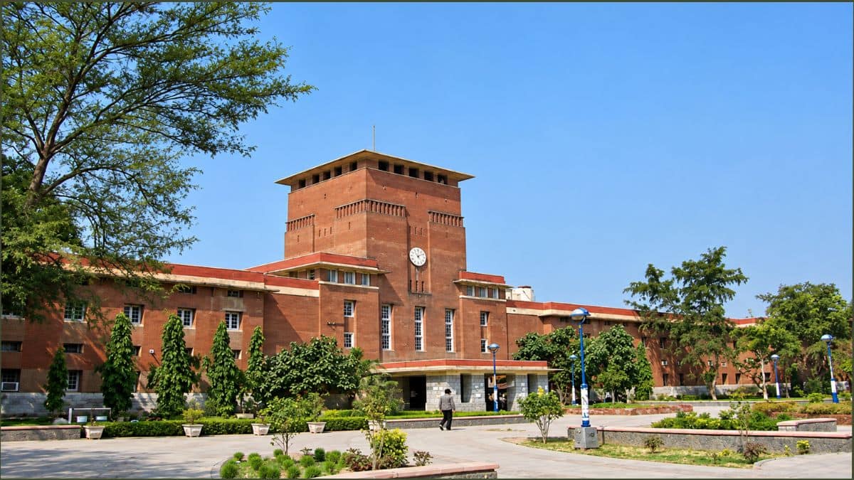DUSU Elections 2026: Polling will be held on September 18, and counting will take place on September 19 (Image: Wikimedia Commons, AI-enhanced)