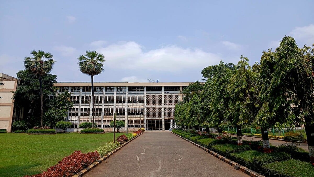 The Mumbai Police Crime Branch is already conducting a probe into the death of Sahil, who was found hanging in his hostel room on the evening of September 18. (Image source: Wikimedia Commons)
