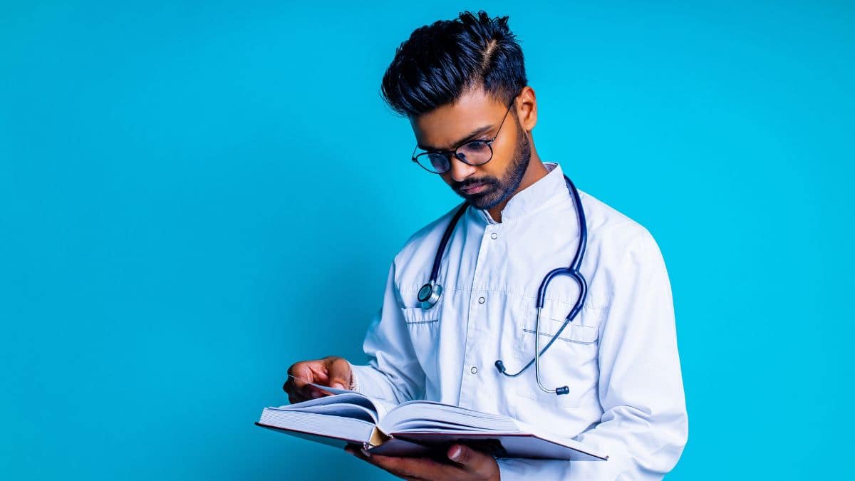 NEET MDS 2026 round 2 document also includes a note for candidates whose category or quota has changed. (Representative Image: Shutterstock)