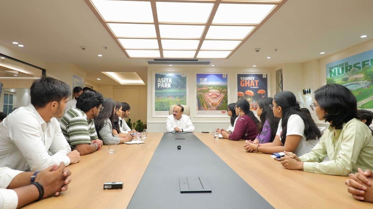 दिल्ली के शिक्षा मंत्री आशीष सूद ने मंगलवार को यह जानकारी दी। (इमेज-एक्स/@ashishsood_bjp)