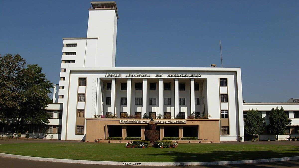 DPEF 2026 award ceremony will be held at IIT Kharagpur’s Ben Gupta Auditorium on September 9 (Image: Wikimedia Commons)