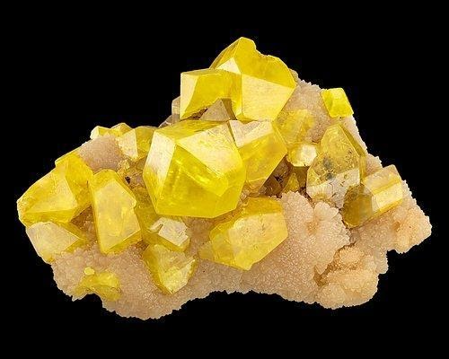 Sulphur: Mineral information, data and localities.