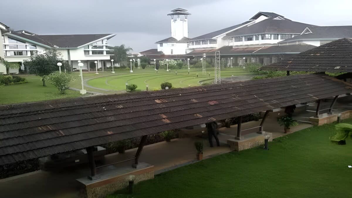  To download the CAT 2025 scorecard, candidates will have to log in using their CAT ID and password.