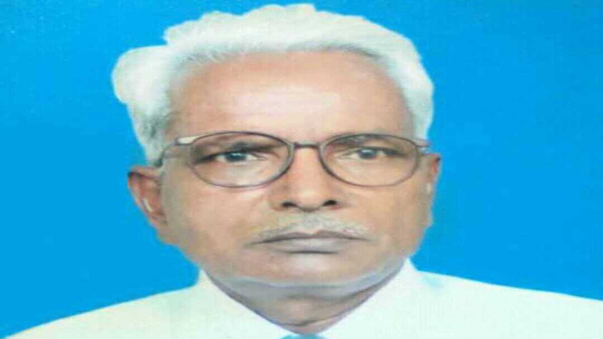 Professor Kamal, former head, department of botany, DDU Gorakhpur