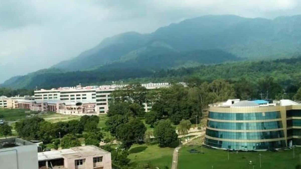 neet-2025-aiims-rishikesh-cut-off-featured-image