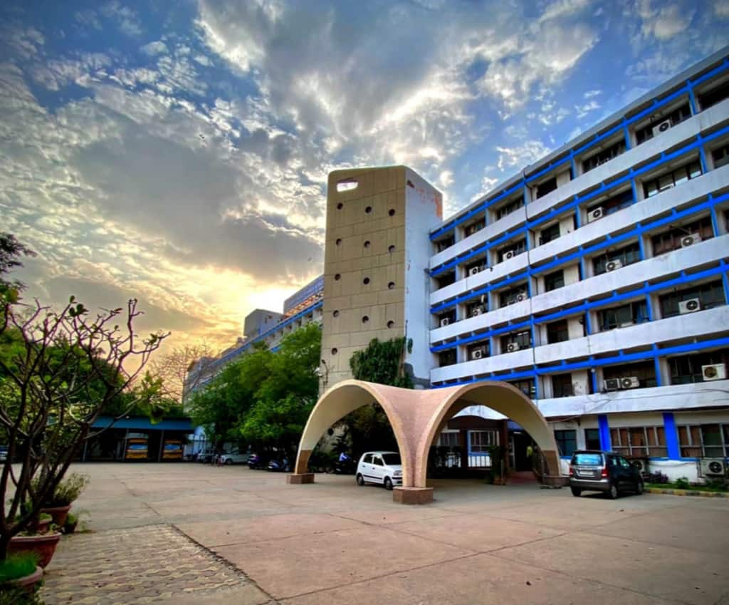 university-college-of-medical-science-neet-ug-cut-offs-featured-image