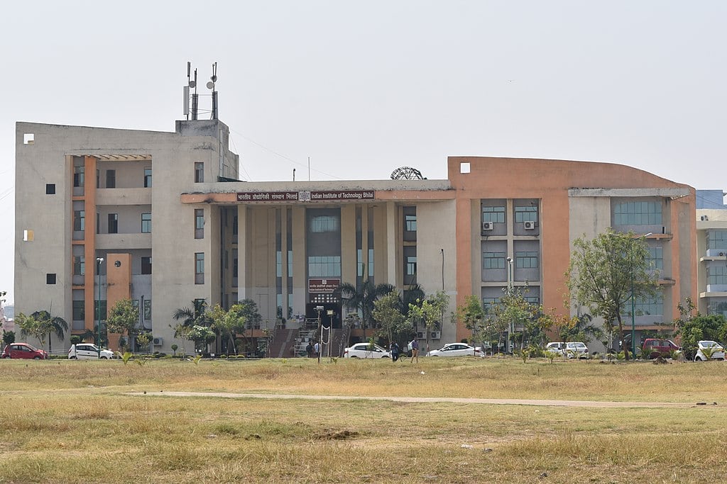 iit-bhilai-jee-advanced-2025-cut-offs-for-cse-featured-image