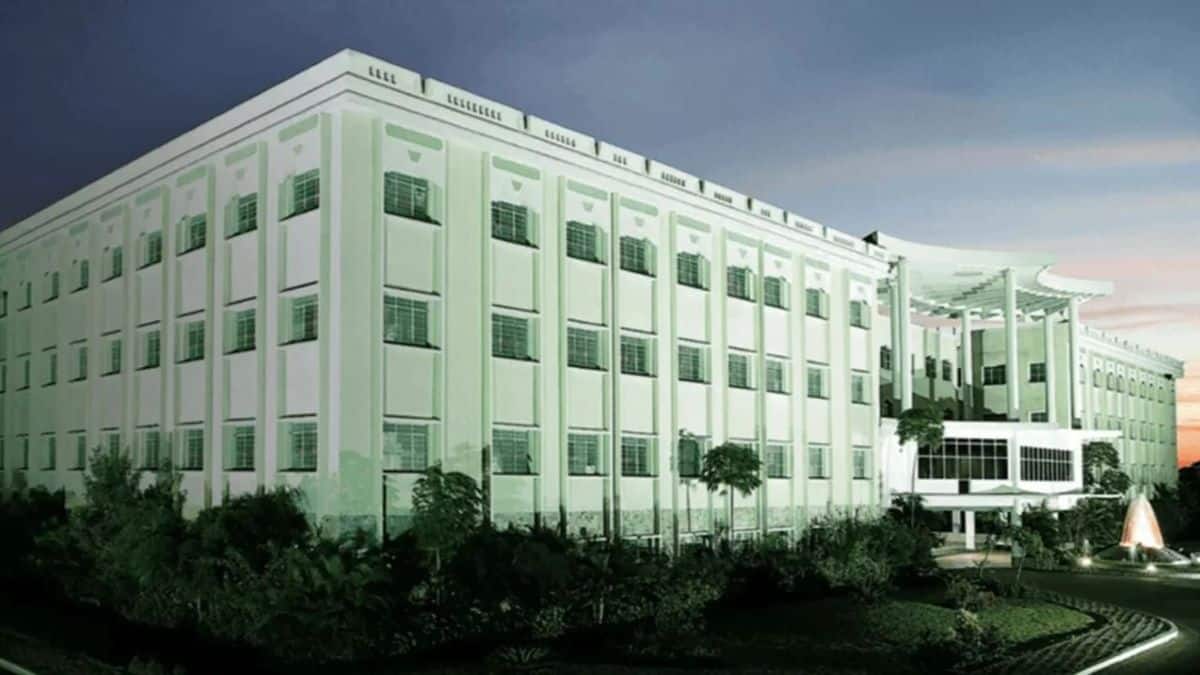 sampath-boopathi-muthayammal-college-engineering-rasipuram-salem-anna-university-featured-image