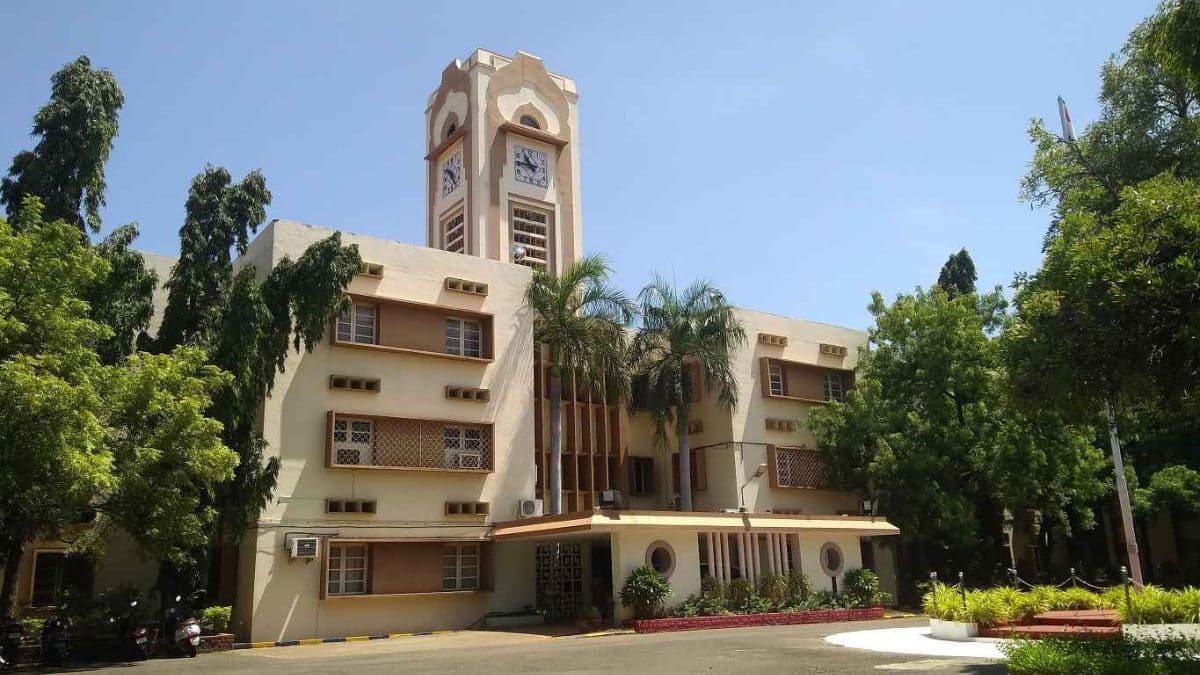 national institute of technology tiruchirappalli btech cutoff trends in jee mains results