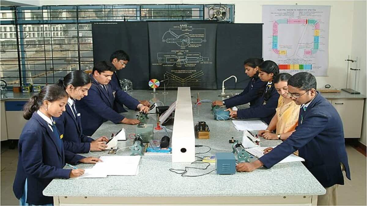 Maharashtra SSC 10th Class Toppers 2026 - Check Toppers Name, District ...