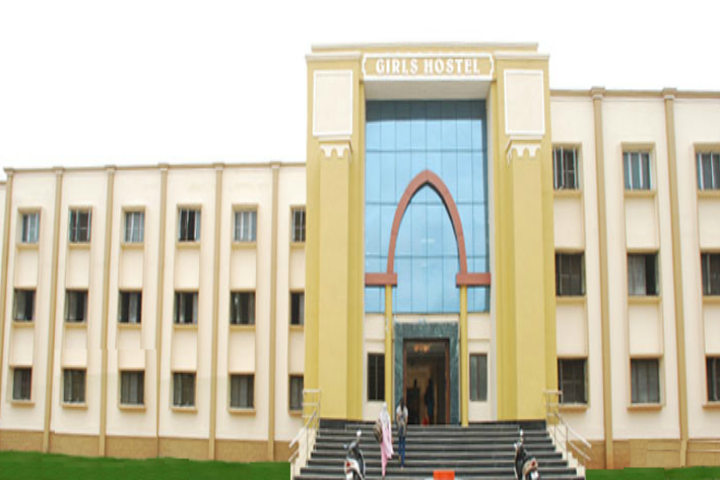 https://cache.careers360.mobi/media/colleges/social-media/media-gallery/100/2018/6/1/Osmania-University-Hyderabad4.png