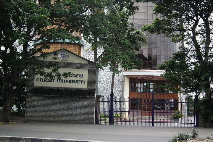 https://cache.careers360.mobi/media/colleges/social-media/media-gallery/102/2018/9/28/Main Gate View of Christ University Bangalore_Campus-View.jpg