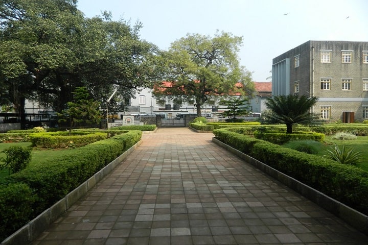 Top B.Com Degree Colleges in Pune 2022 – Courses, Fees, Admission, Rank