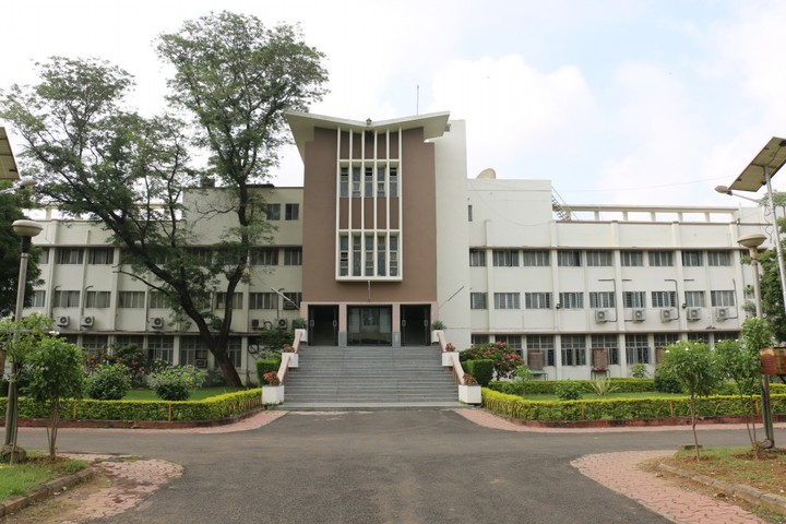 Visvesvaraya national institute