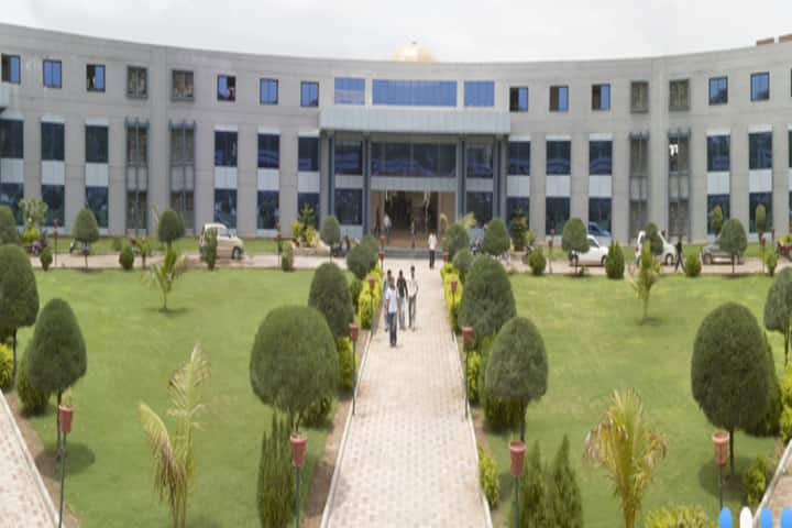 Top ME /MTech Colleges in Gujarat 2021 – Courses, Fees, Admission, Rank