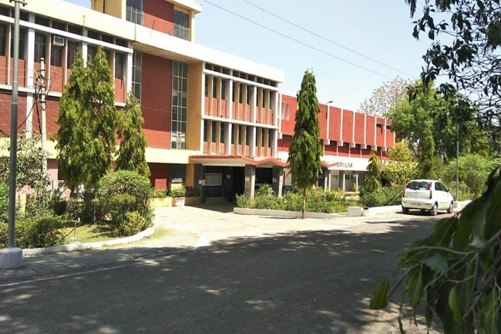 Maharani Laxmibai Medical College Jhansi Admission Fees Courses  Placements Cutoff Ranking