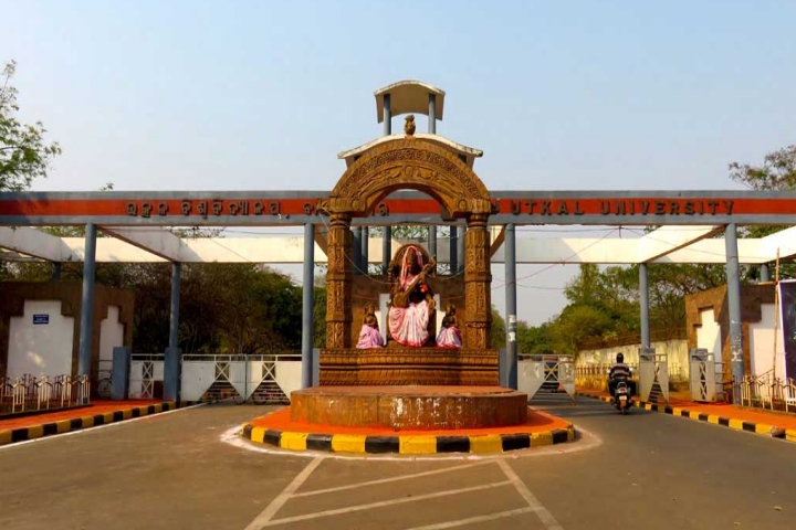 https://cache.careers360.mobi/media/colleges/social-media/media-gallery/630/2018/10/8/Front View of Utkal University Bhubaneswar_Campus-View.jpg