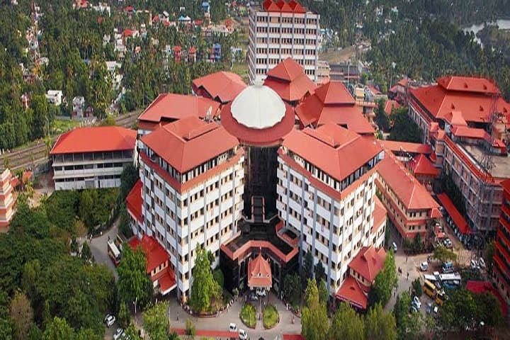 https://cache.careers360.mobi/media/colleges/social-media/media-gallery/6483/2020/12/7/Campus view of Amrita School of Medicine Kochi_Campus-View.jpg