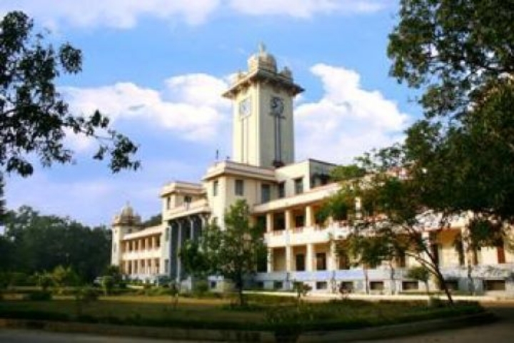 https://cache.careers360.mobi/media/colleges/social-media/media-gallery/886/2018/3/19/University-of-Kerala-Thiruvananthapuram6.jpg