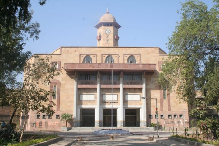 https://cache.careers360.mobi/media/colleges/social-media/media-gallery/903/2018/5/30/Gujarat-University-Ahmedabad.jpg