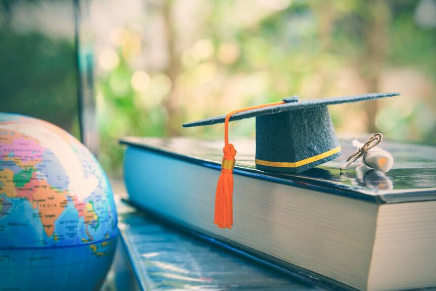 Difference Between Colleges And Universities, universities meaning in different countries, Colleges  meaning in different countries, what is difference between colleges and universities
